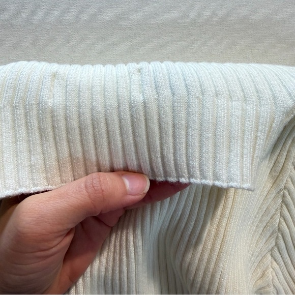 Mable Ribbed Knit Mock Neck Cropped Sweater White Small Scallop Hem Coquette - Picture 8 of 8